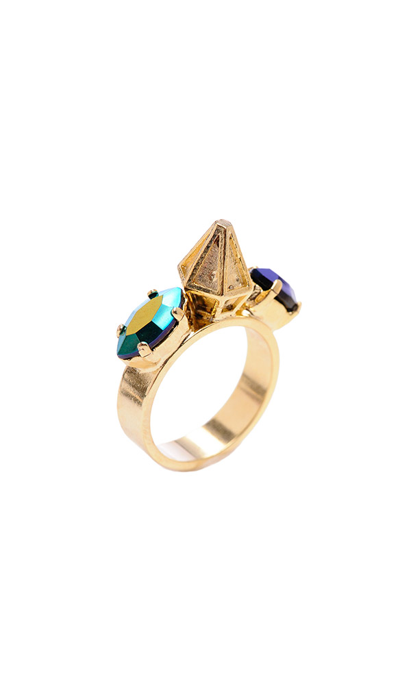 statement gold ring